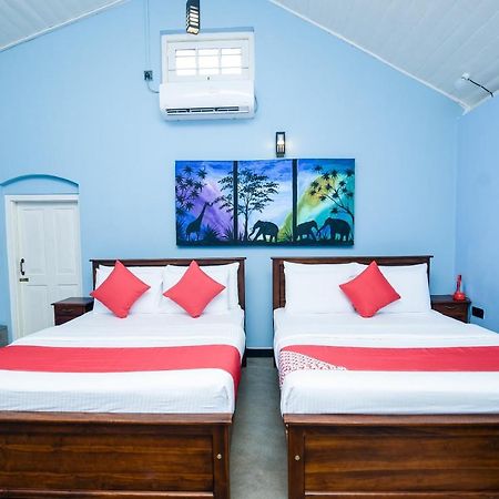 Man Mountain Villa Matale Eksteriør bilde
